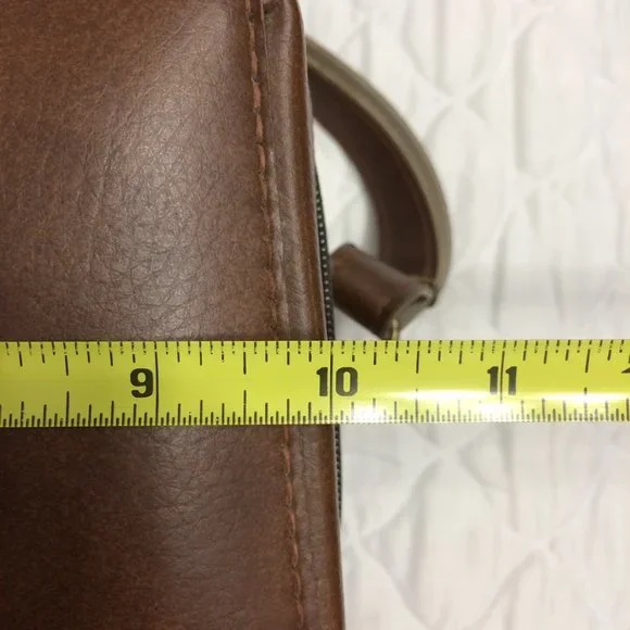 Faux Leather Camera Case - Picture 6 of 11